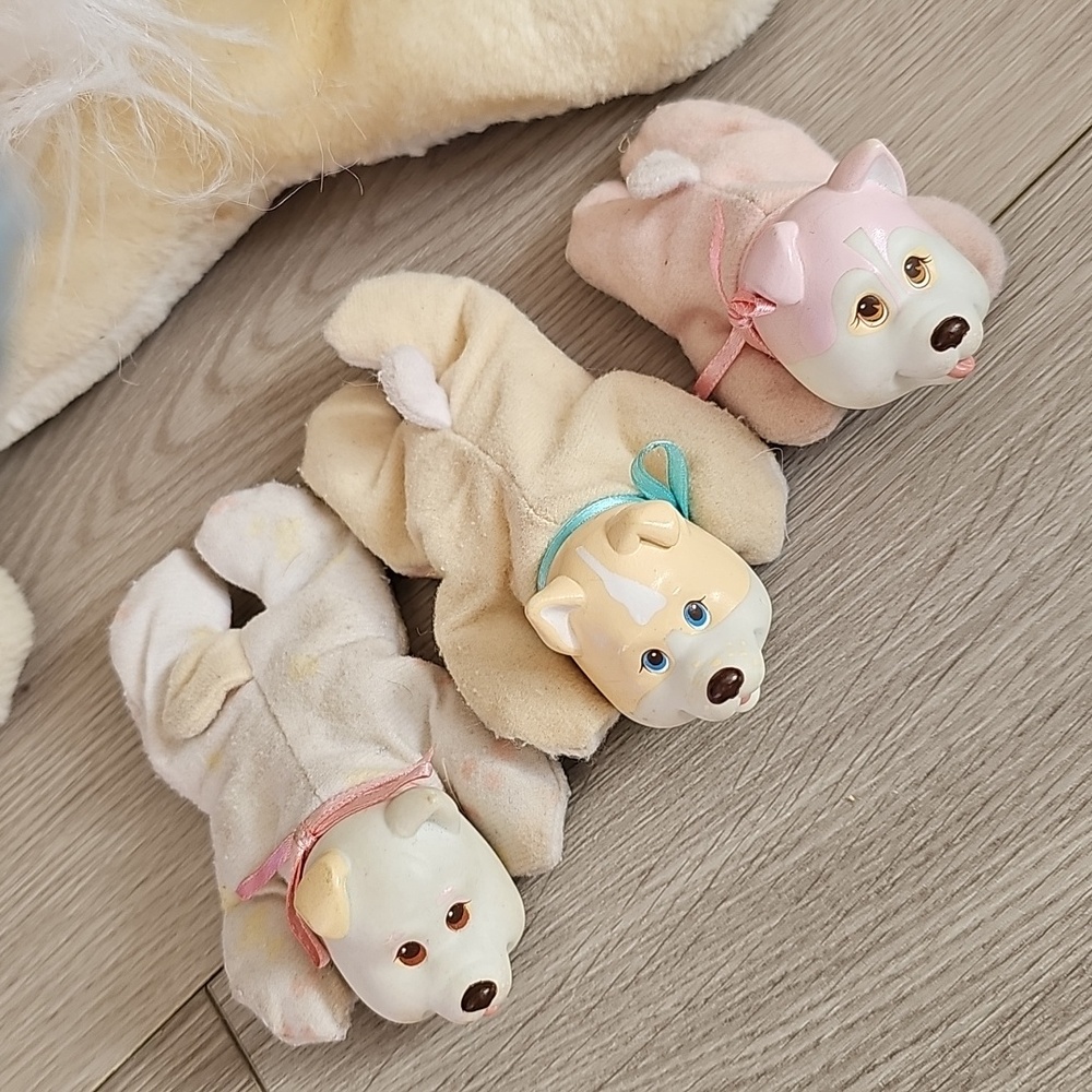 Vintage 90s Puppy Surprise Mom & 3 Babies *Different Breeds - Picture 2 of 11